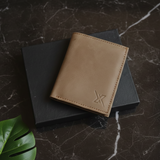The Signature Hand-Stitched Slim Leather Bifold Wallet Designed For Maximum Durability And Minimalist Everyday Carry Utility