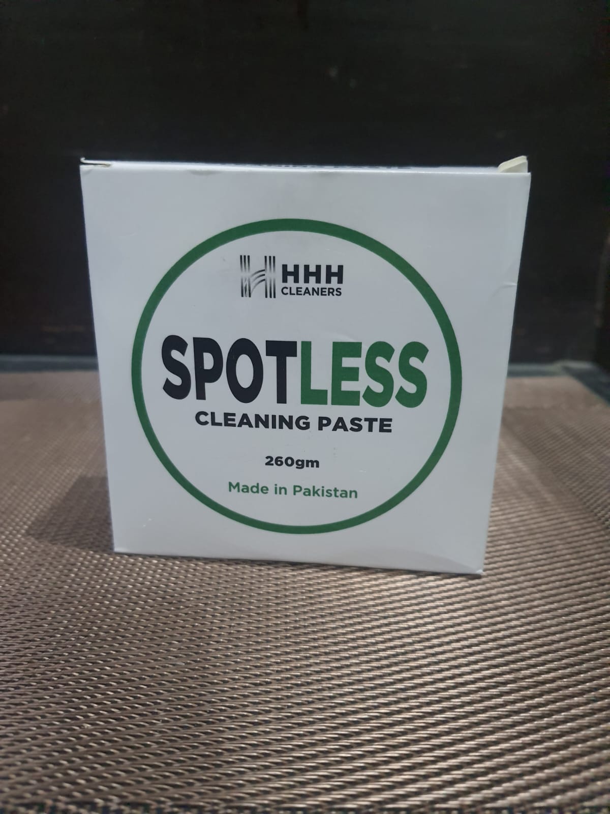 Spotless Shoe Cleaner 260gm Box With Sponge