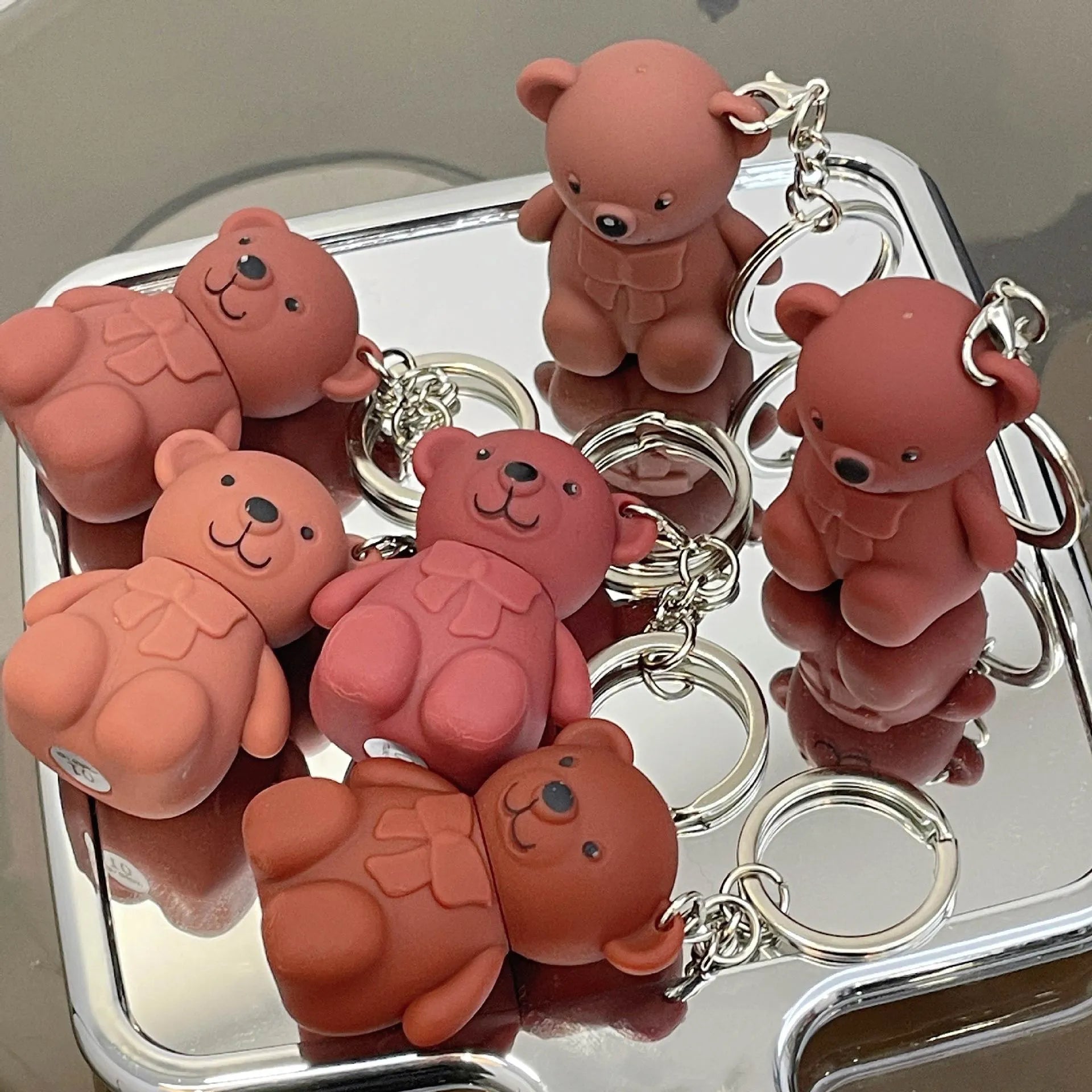 6-Piece Cute Bear Keychain Liquid Lipstick Set β Mist Matte Velvet Finish, Moisturizing Lip Stain, Waterproof & Long-Lasting Lip Gloss (6 Colors)