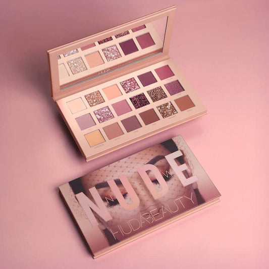 18 Colors Eyeshadow Palette + 36H Eyeliner Marker Deal