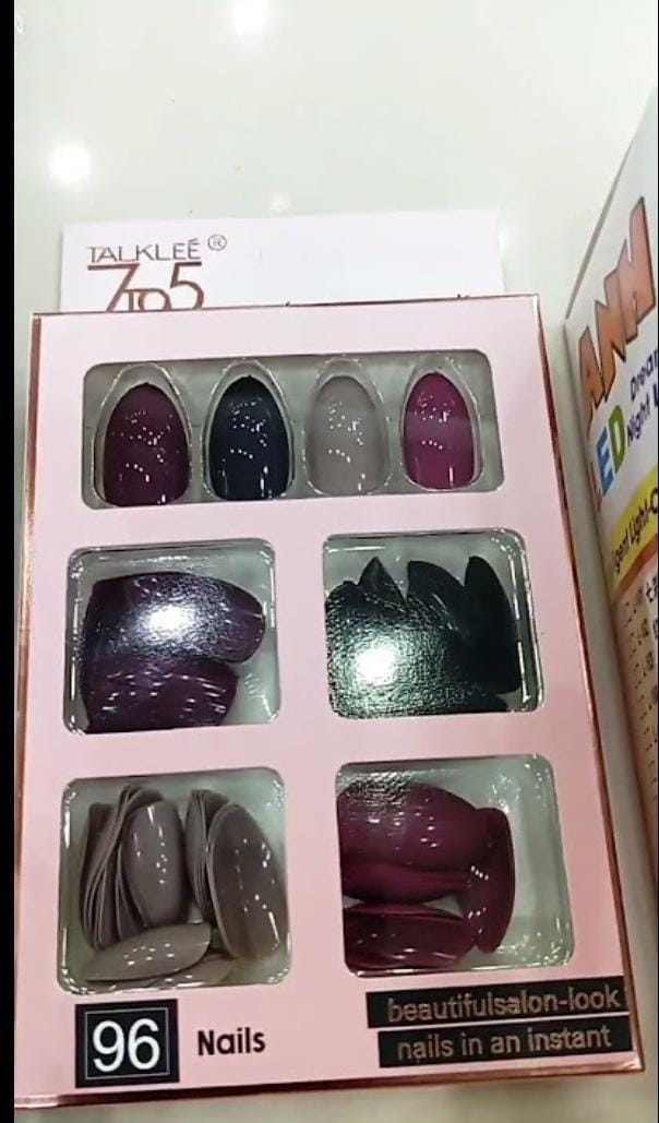 96 PCs Nails Without Glue Or Sticker (Random Color)